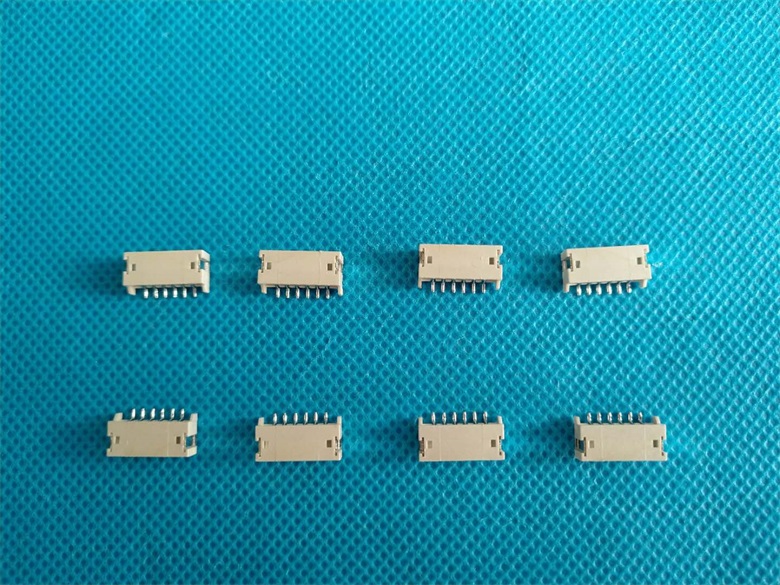 臥貼連接器 臥貼連接器