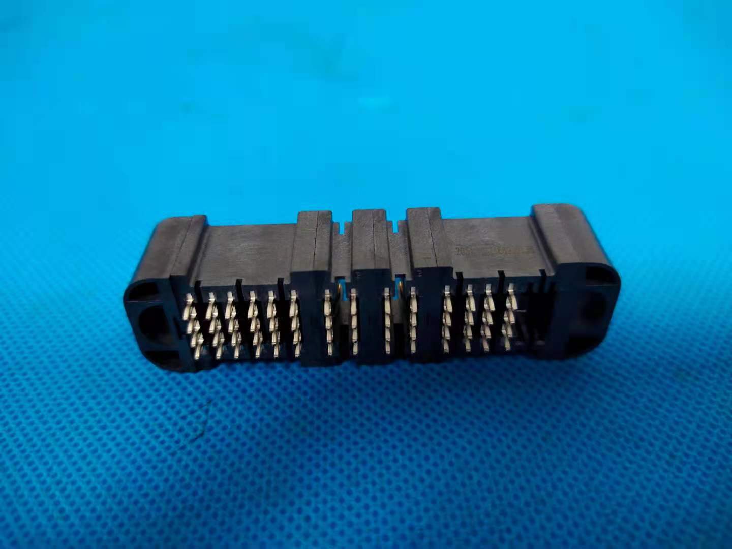 大疆無人機(jī)連接器